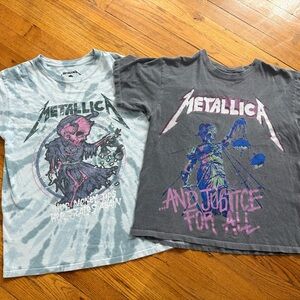 Metallica graphic T shirts size s/m